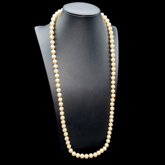 Vintage Cream Coloured Faux Pearls Necklace Long 26 inches - Picture 1 of 7